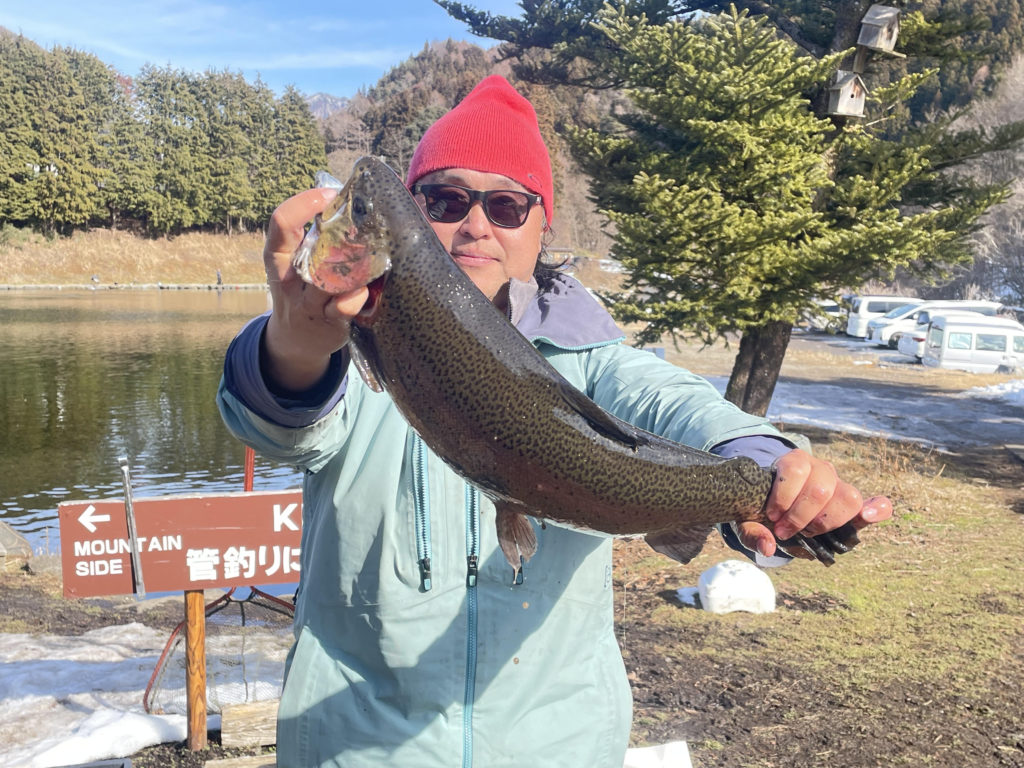 【頂鱒５８ｃｍ】全体