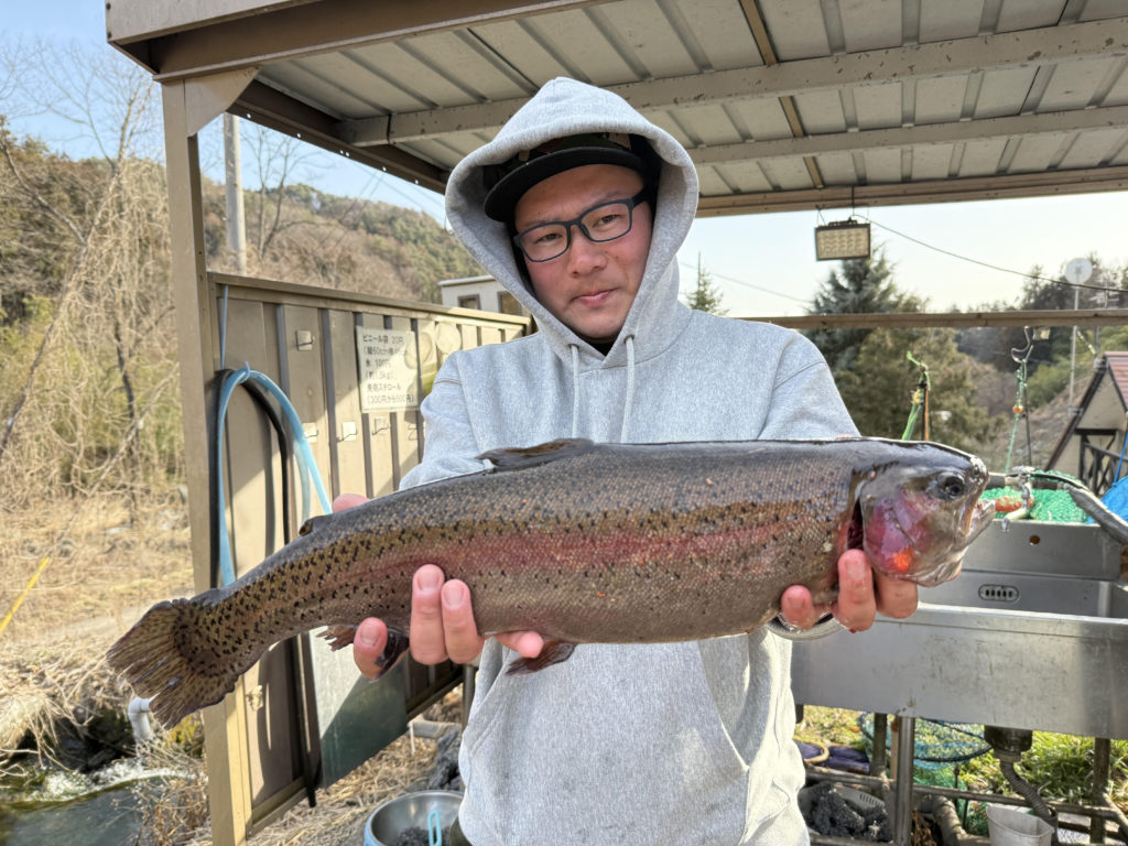 【頂鱒５８ｃｍ】全体