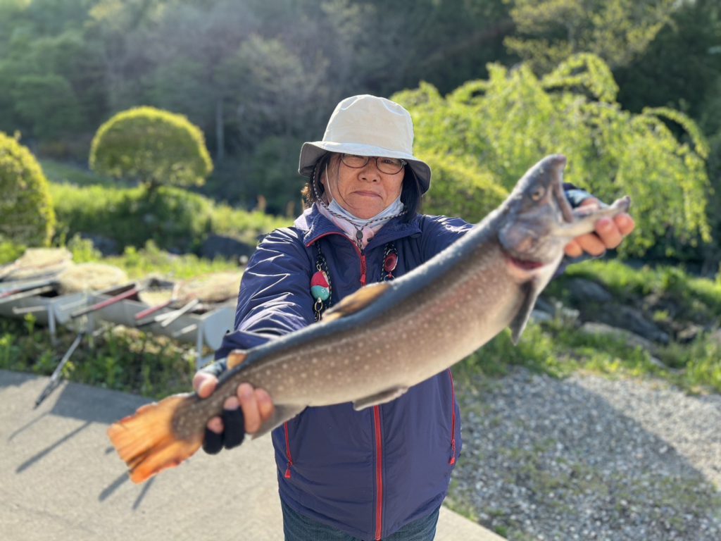 【大岩魚６２ｃｍ】全体