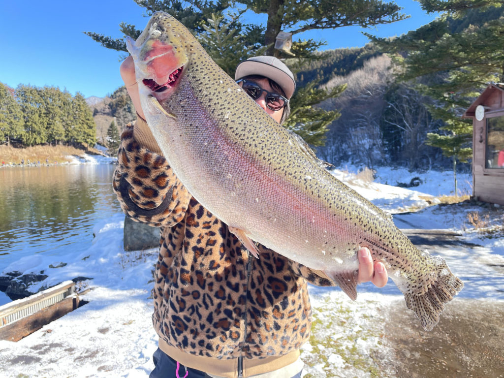 【頂鱒７３ｃｍ】全体