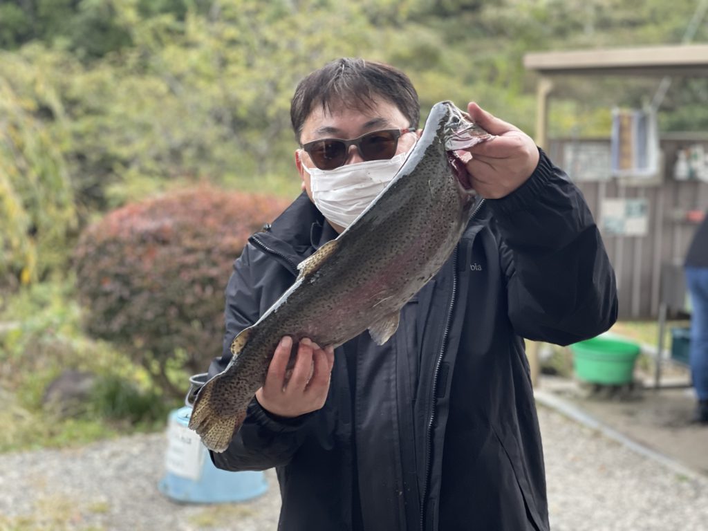 【頂鱒５８ｃｍ】全体