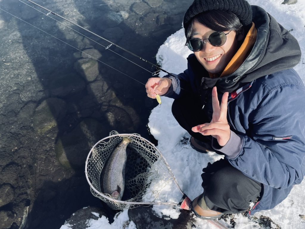 【頂鱒５６ｃｍ】全体