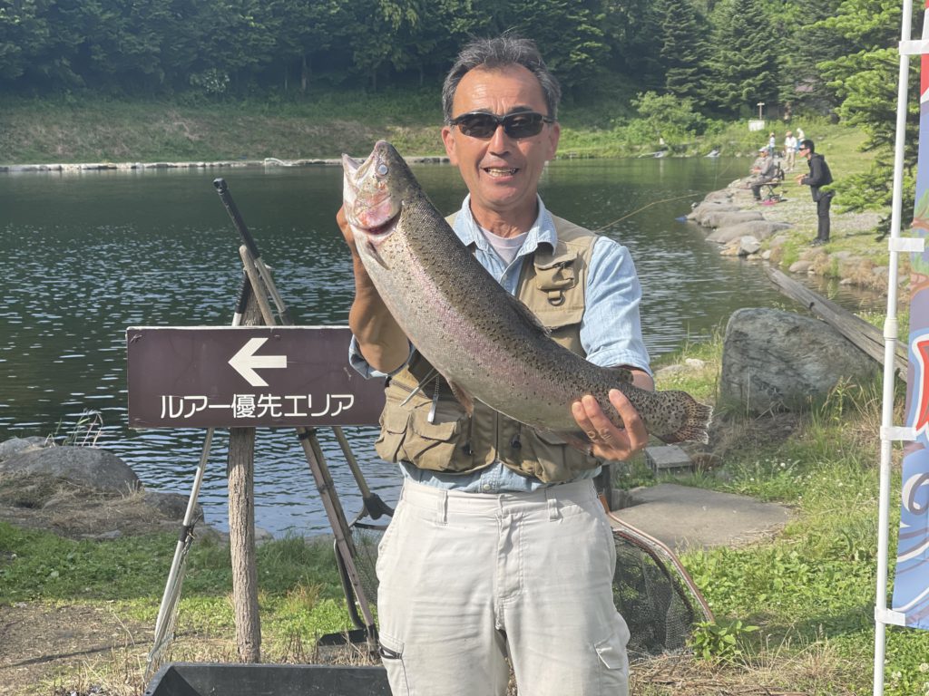 【頂鱒６８ｃｍ】全体