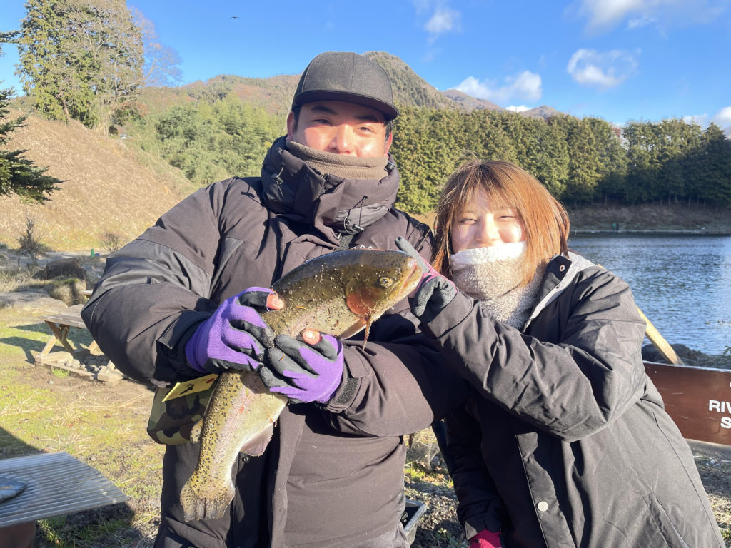 【頂鱒５３ｃｍ】全体