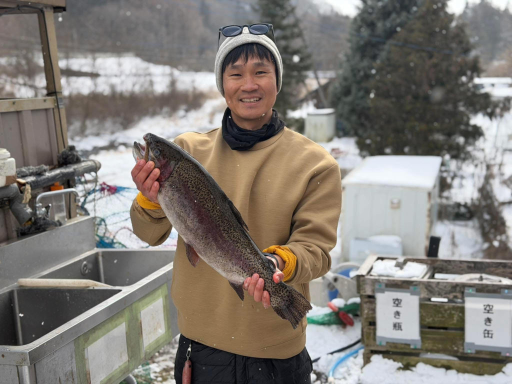 【頂鱒５８ｃｍ】全体