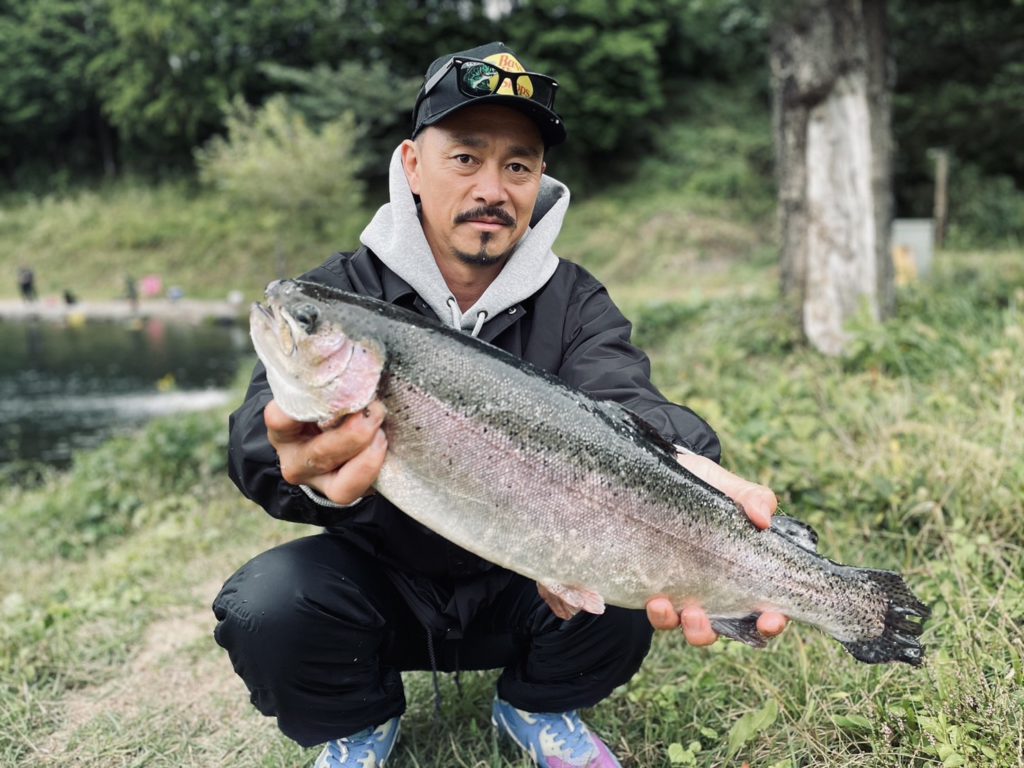 【頂鱒５２ｃｍ】全体