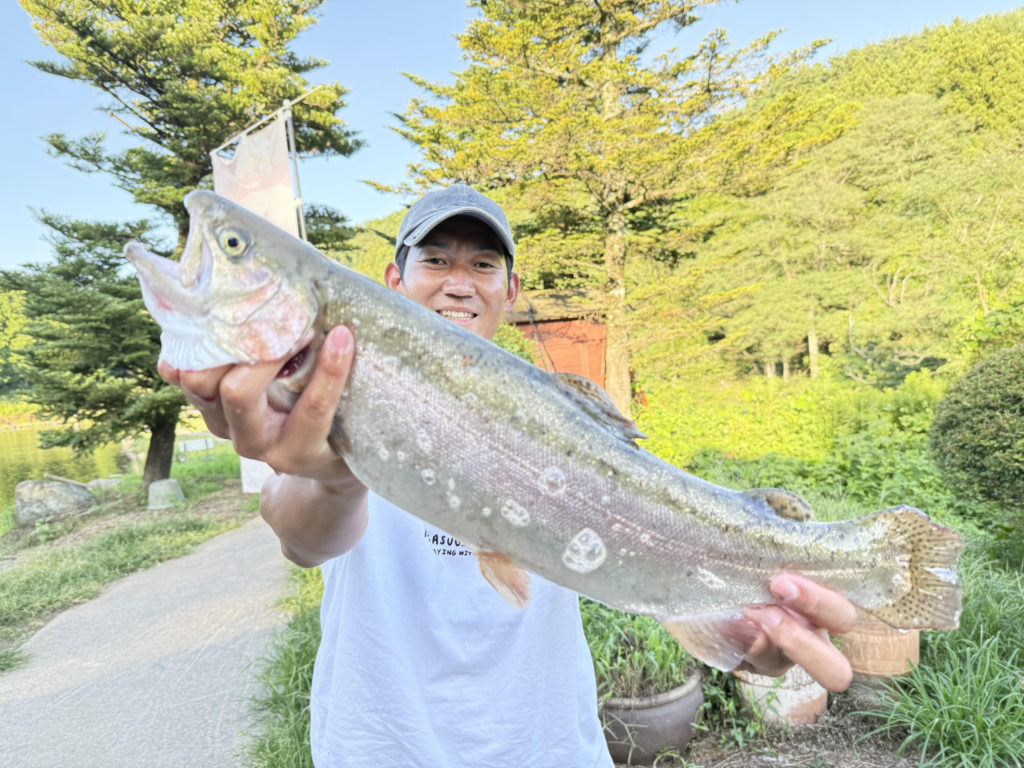 【頂鱒５２ｃｍ】全体