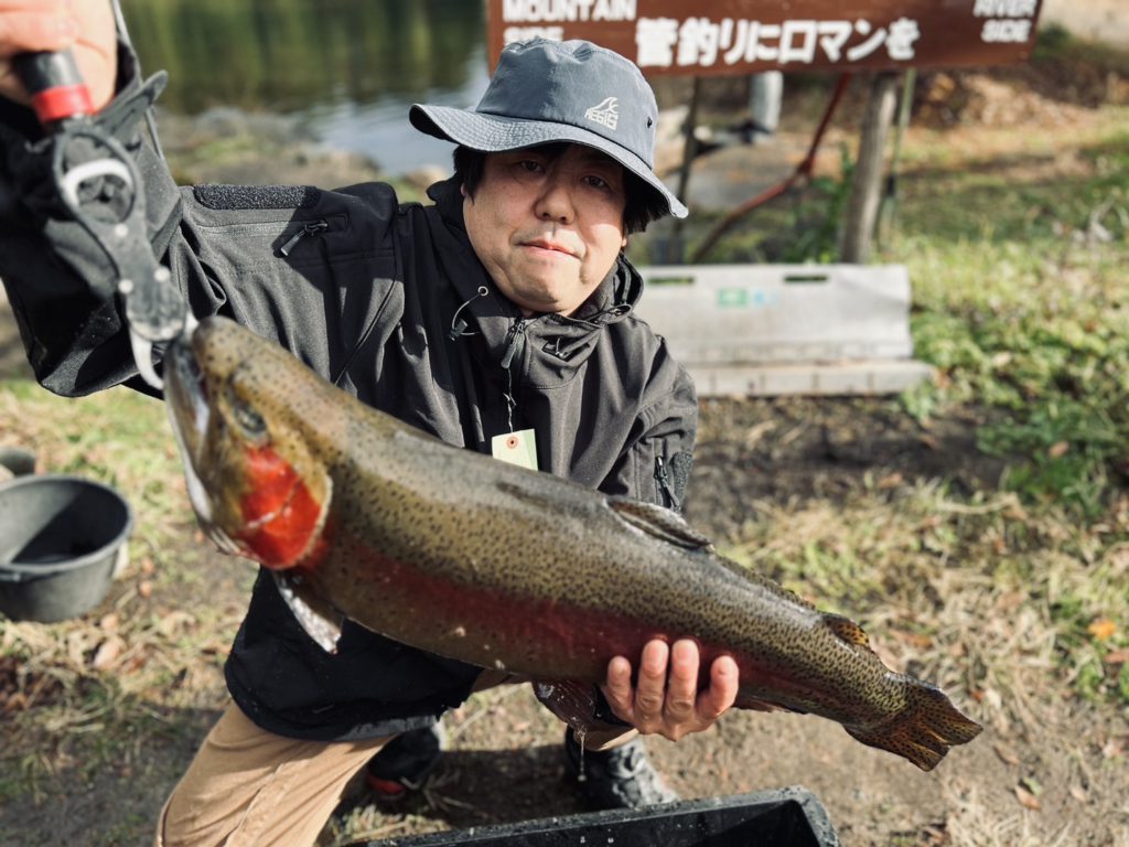 【頂鱒６７ｃｍ】全体