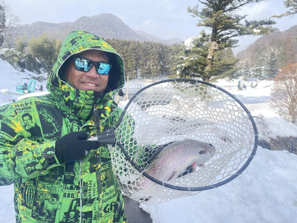 【頂鱒５０ｃｍ】全体