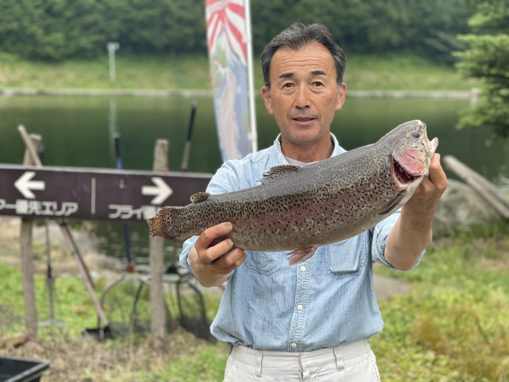 【頂鱒５９ｃｍ】全体