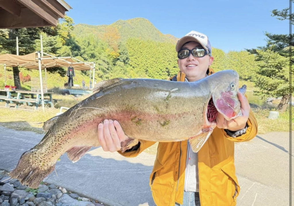 【頂鱒83cm】全体