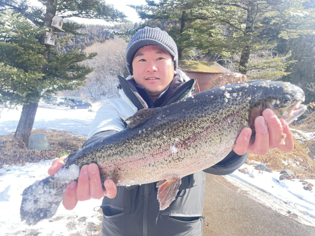 【頂鱒５２ｃｍ】全体