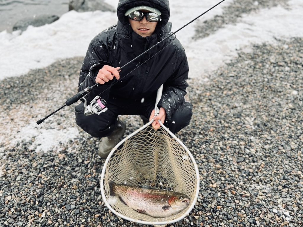 【頂鱒５８ｃｍ】全体