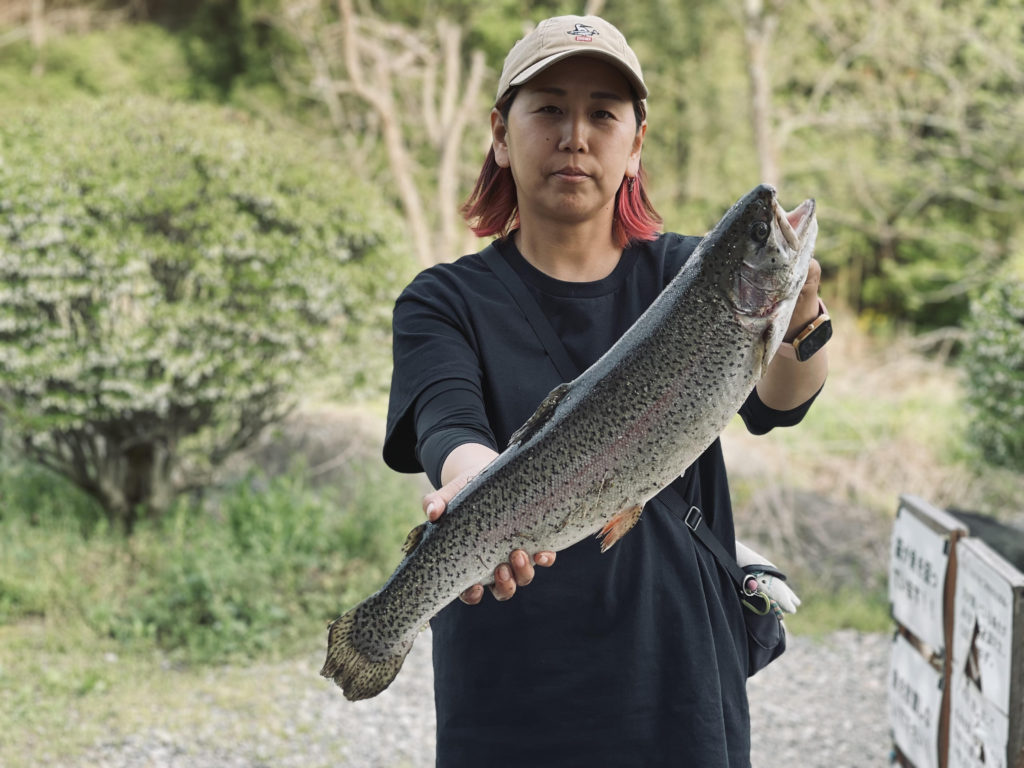 【頂鱒６１ｃｍ】全体