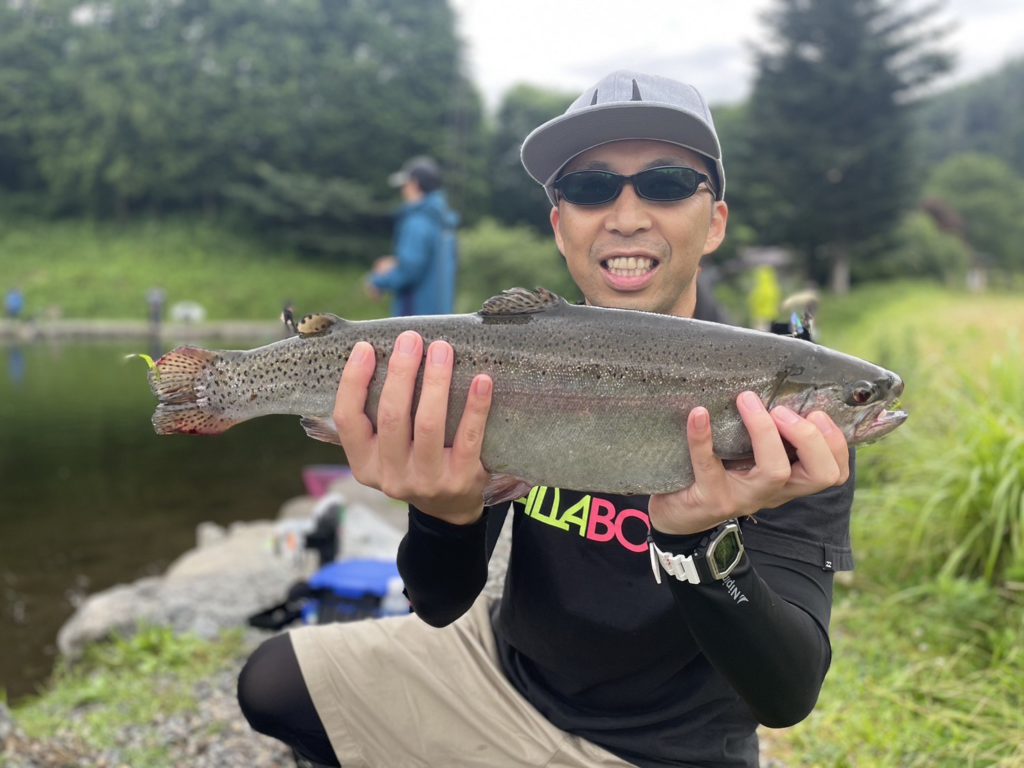 【頂鱒５２ｃｍ】全体