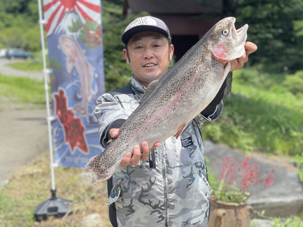 【頂鱒６１ｃｍ】全体