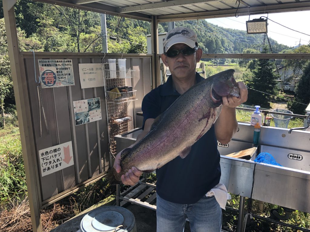 【頂鱒６０ｃｍ】全体