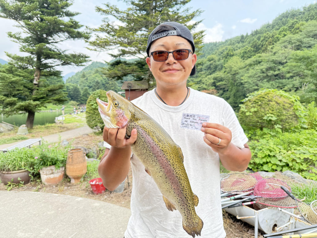 【頂鱒５２ｃｍ】全体