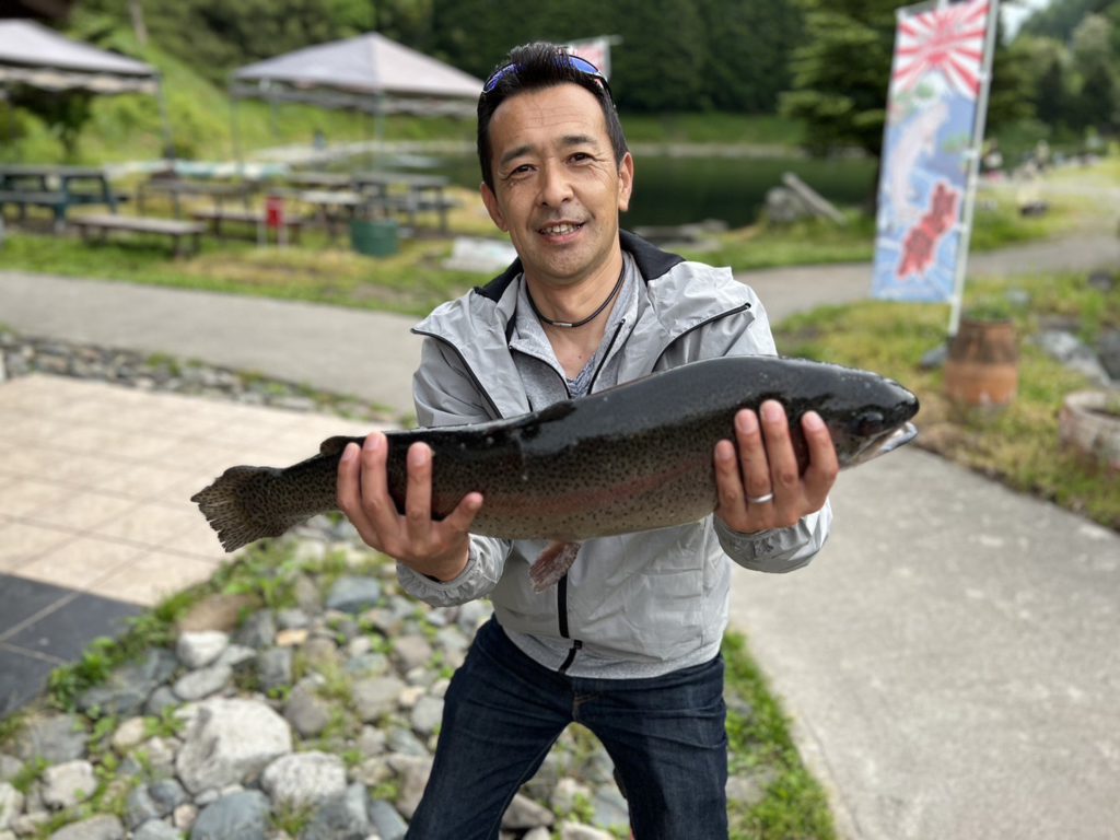 【頂鱒６３ｃｍ】全体