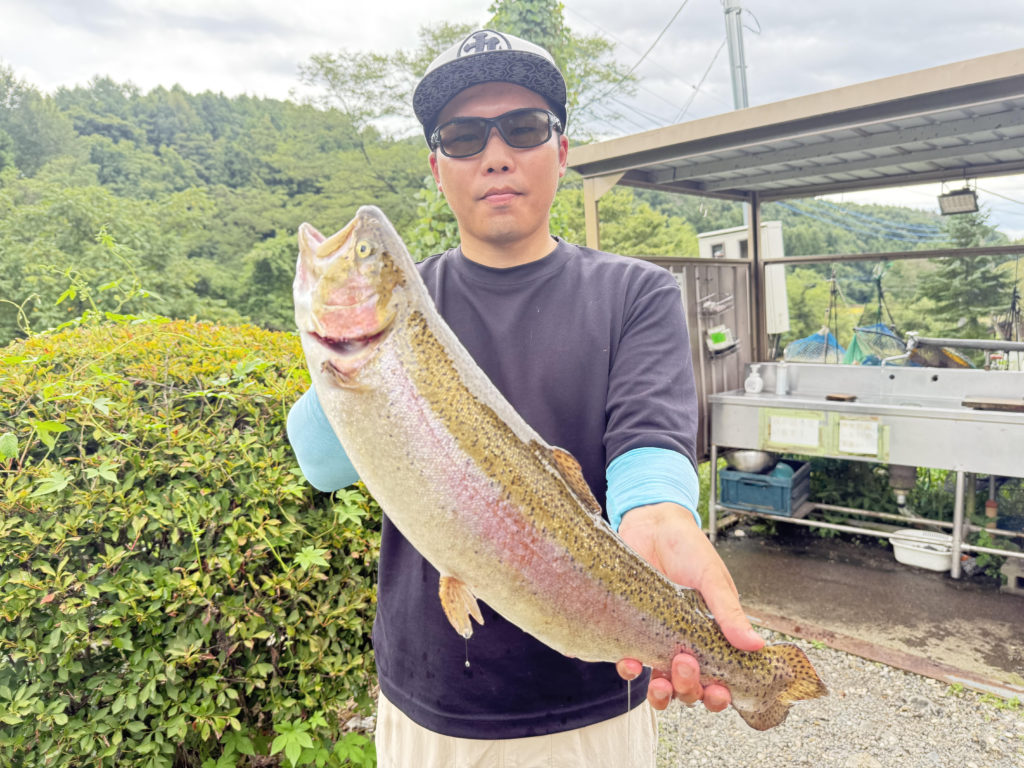 【頂鱒５２ｃｍ】全体