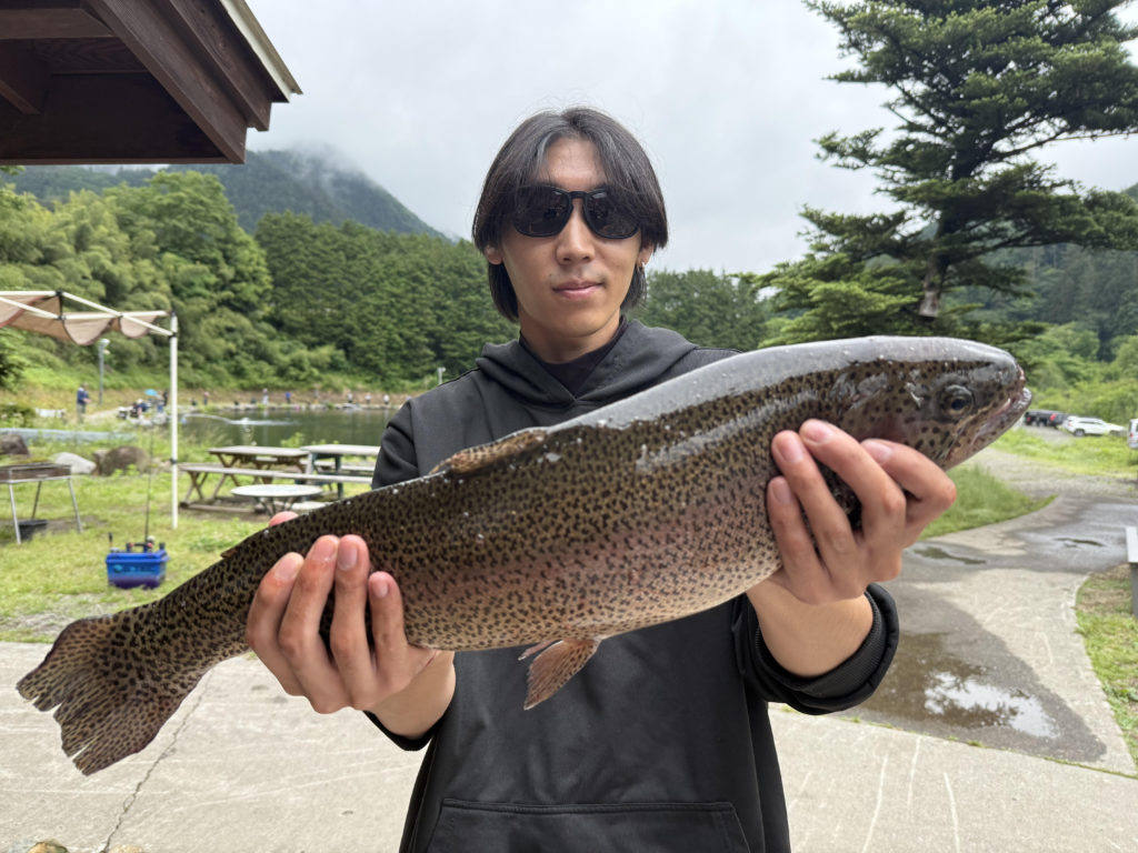 【頂鱒５８ｃｍ】全体