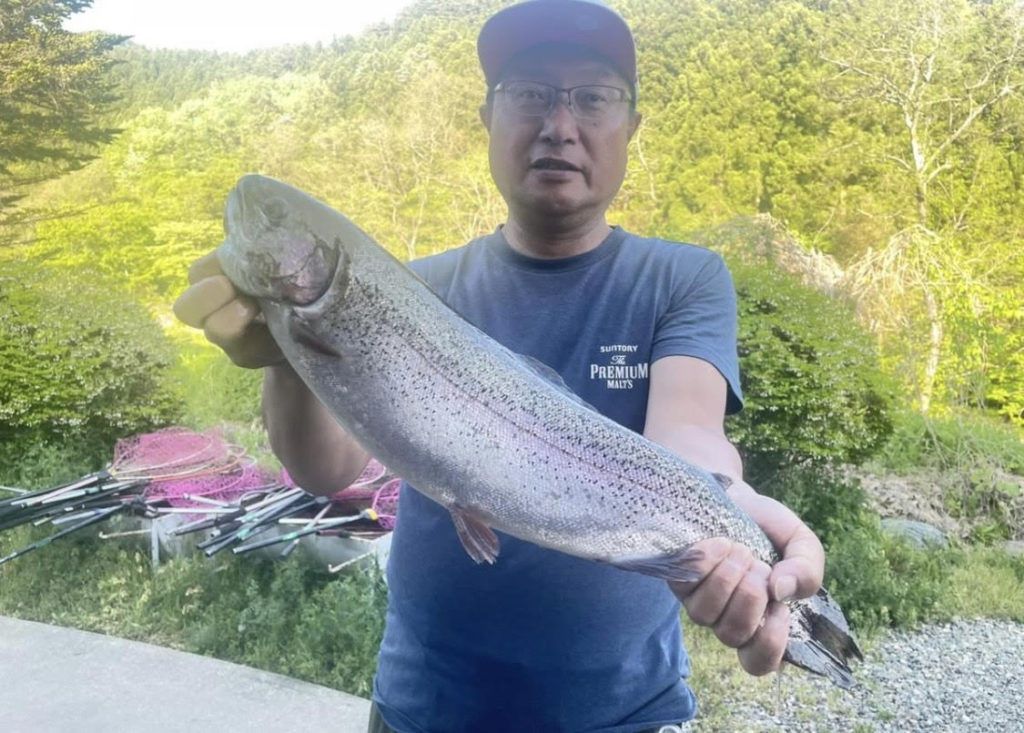 【頂鱒５５ｃｍ】全体