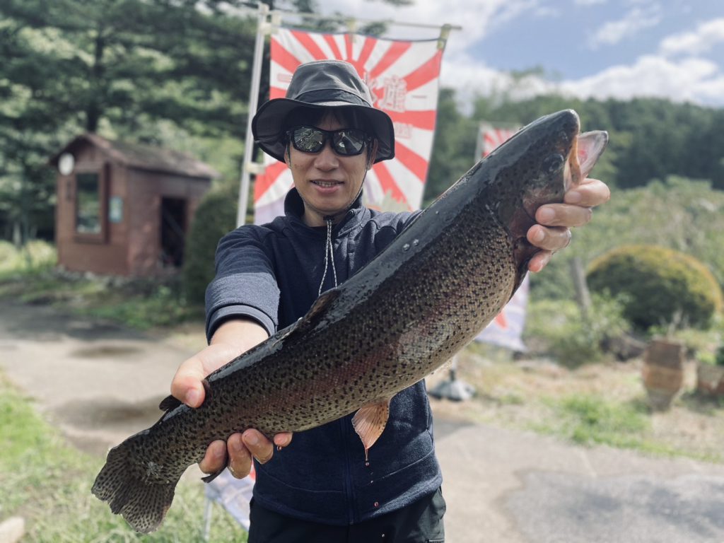 【頂鱒６３ｃｍ】全体