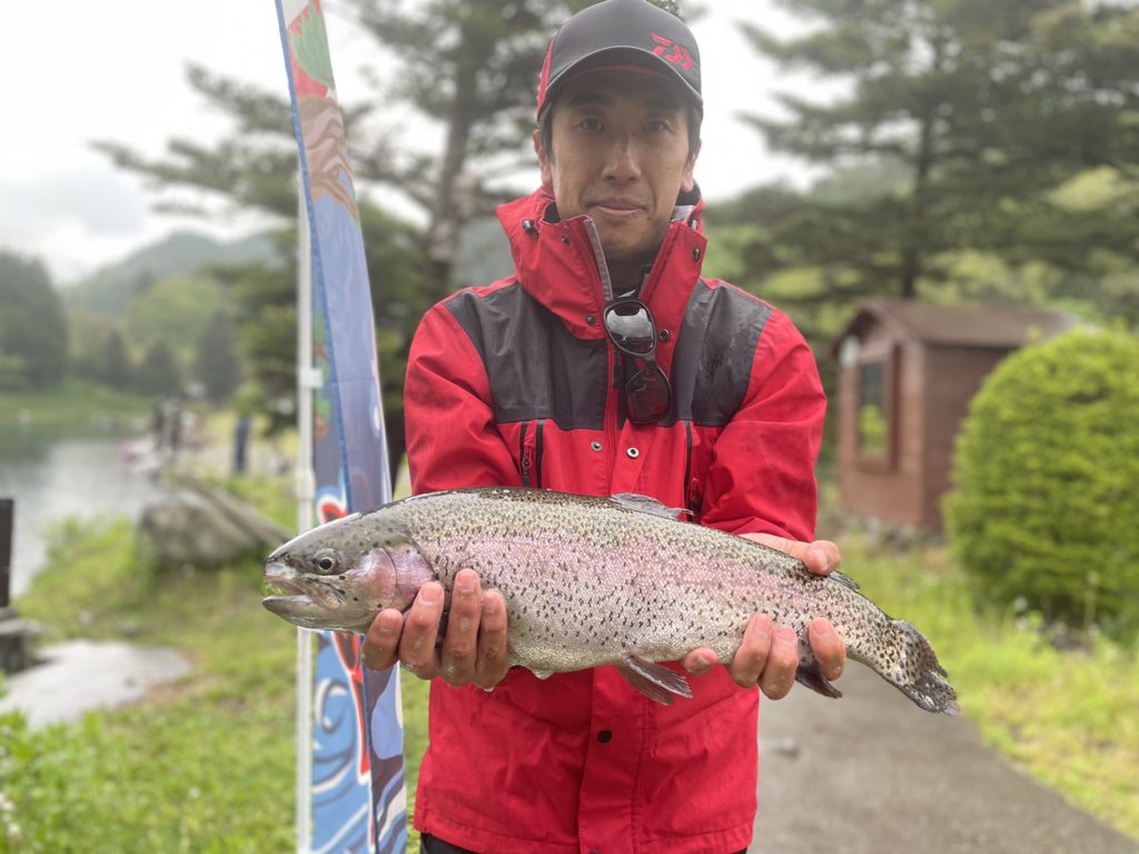 【頂鱒５５ｃｍ】全体