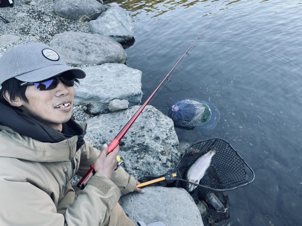 【頂鱒５２ｃｍ】全体