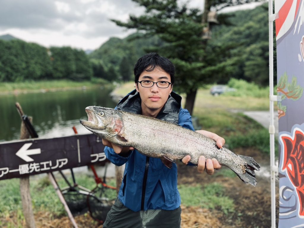 【頂鱒５１ｃｍ】全体