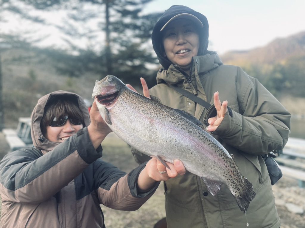 【頂鱒５８ｃｍ】全体