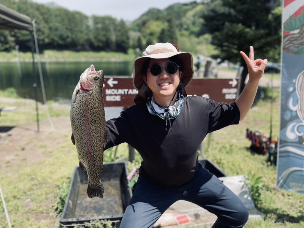 【頂鱒５４cm】全体