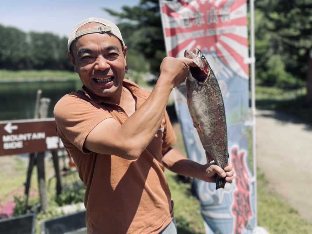 【頂鱒５４cm】全体