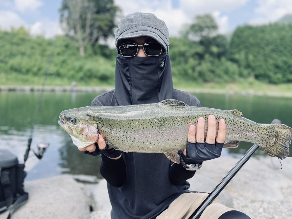 【頂鱒５５ｃｍ】全体