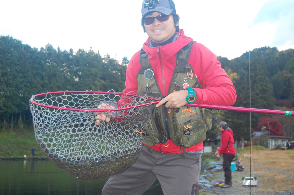 【ロックトラウト５７ｃｍ】全体