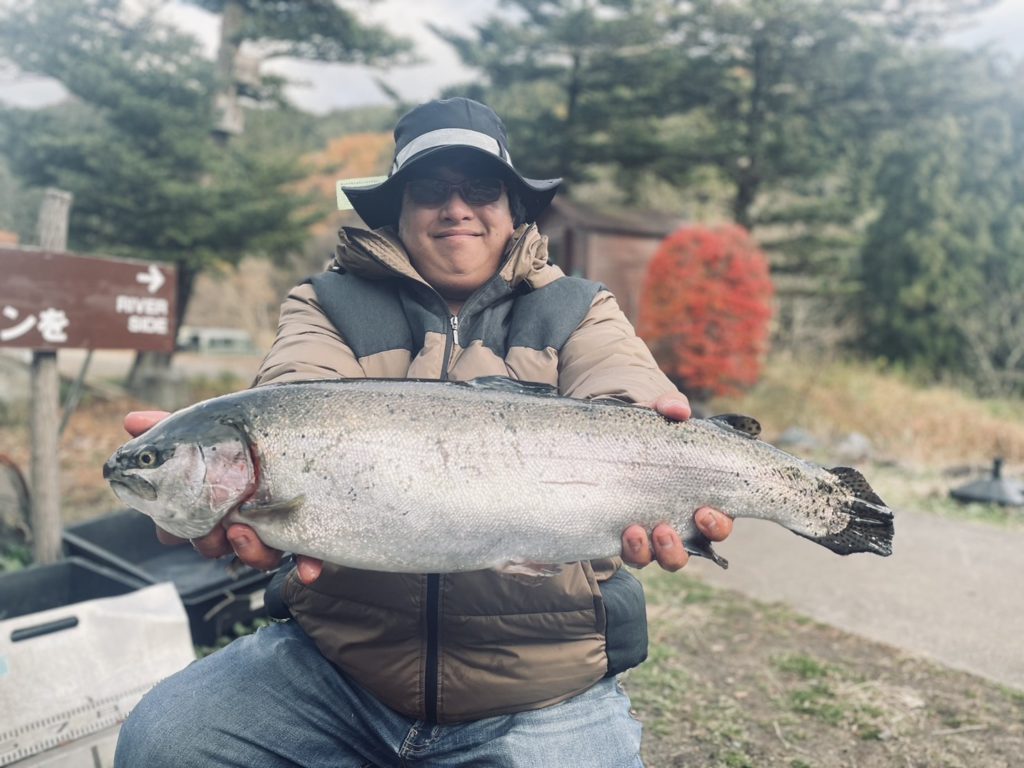 【頂鱒６１ｃｍ】全体