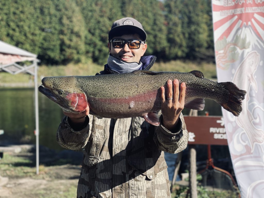 【頂鱒８０ｃｍ】全体