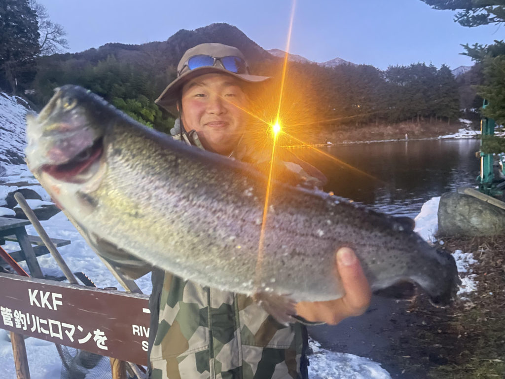 【頂鱒５０ｃｍ】全体