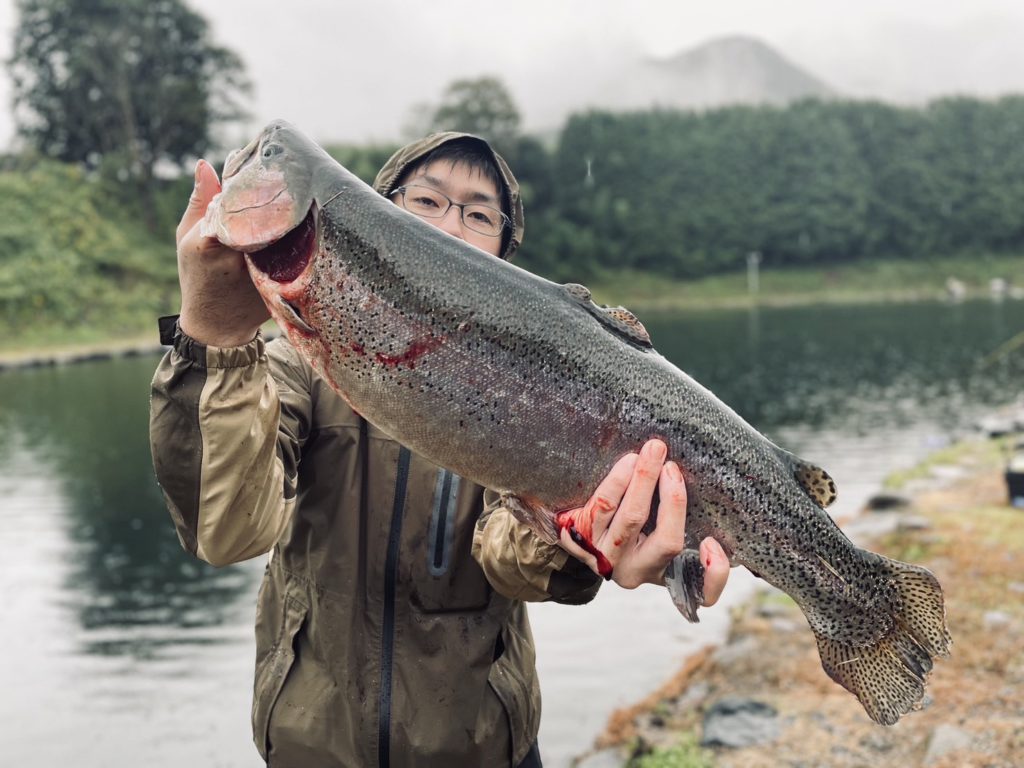 【頂鱒６１ｃｍ】全体