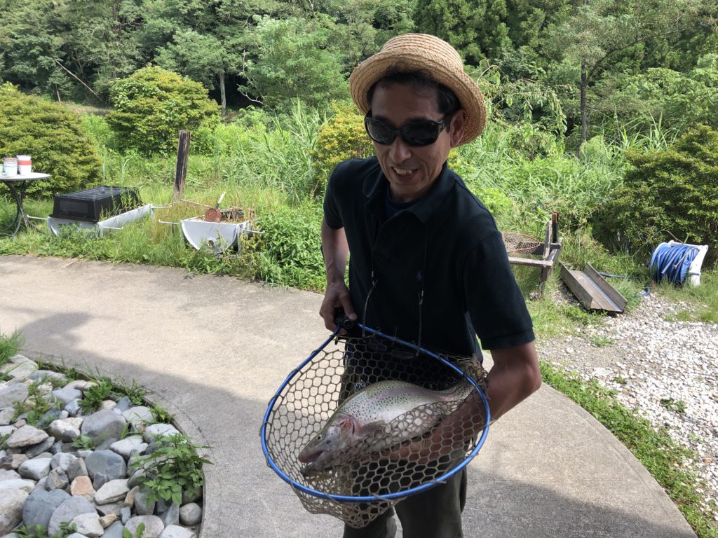 【頂鱒５４ｃｍ】全体