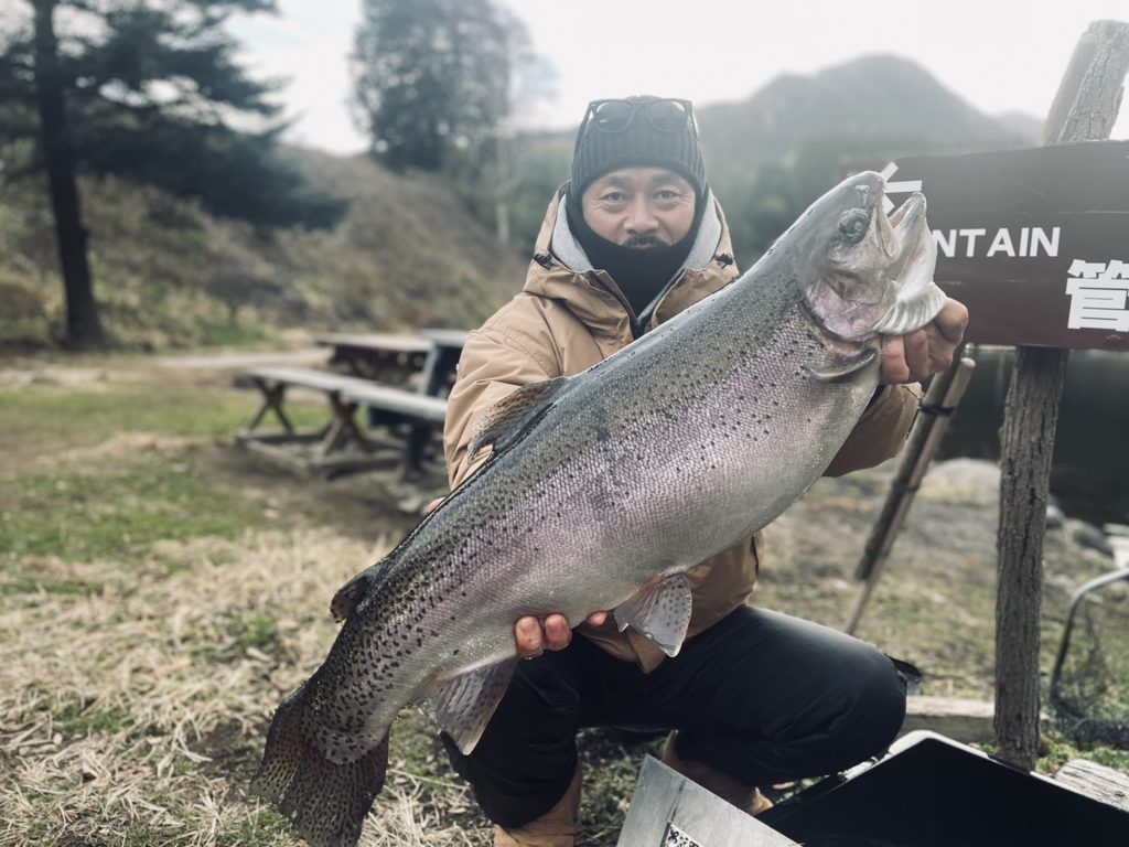 【頂鱒７０ｃｍ】全体