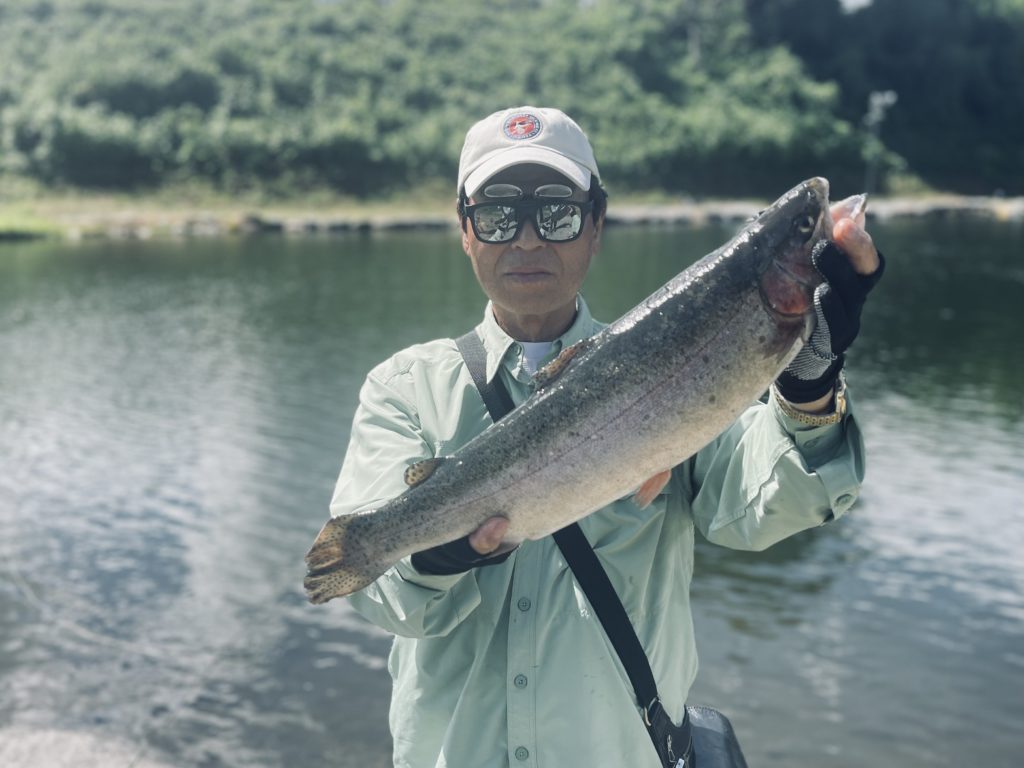 【頂鱒５２ｃｍ】全体