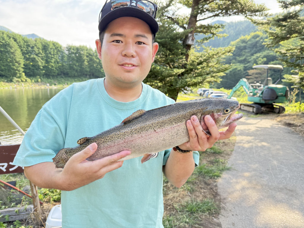 【頂鱒５１ｃｍ】全体