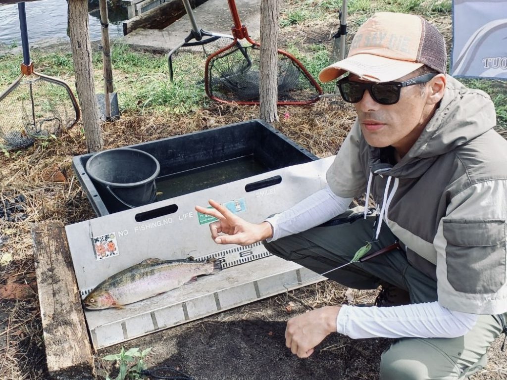 【頂鱒５０ｃｍ】全体