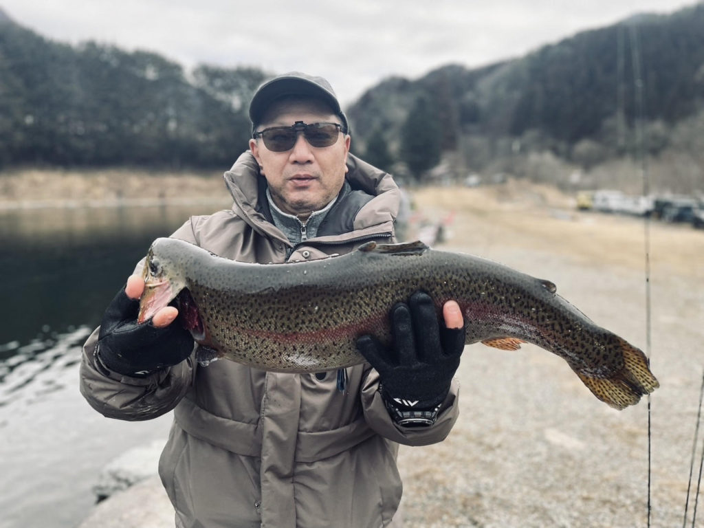 【頂鱒６２ｃｍ】全体