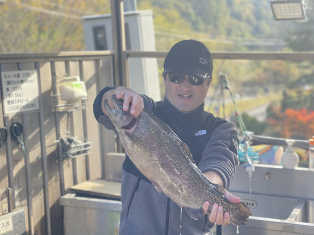 【頂鱒55cm】全体