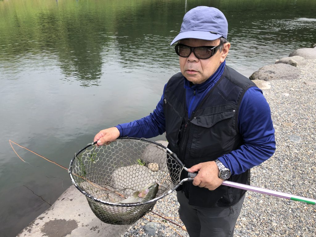 【頂鱒５１ｃｍ】全体
