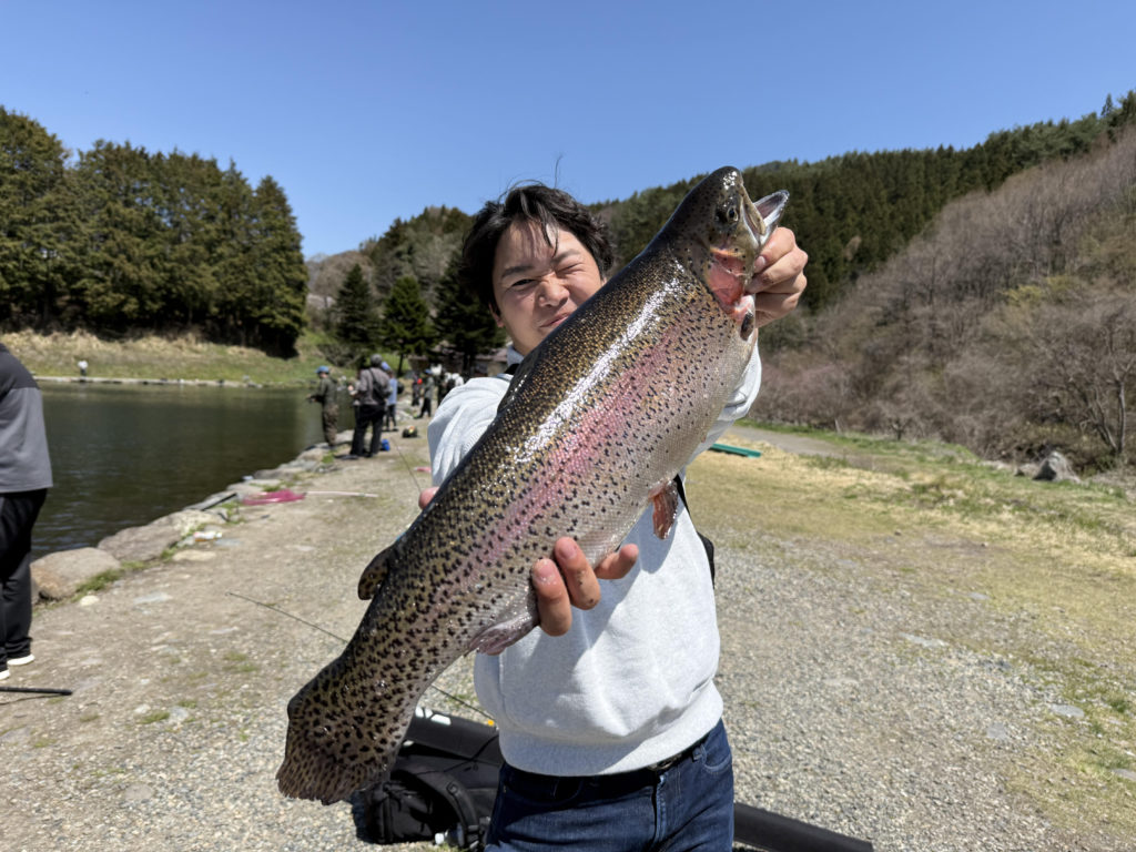 【頂鱒６１ｃｍ】全体