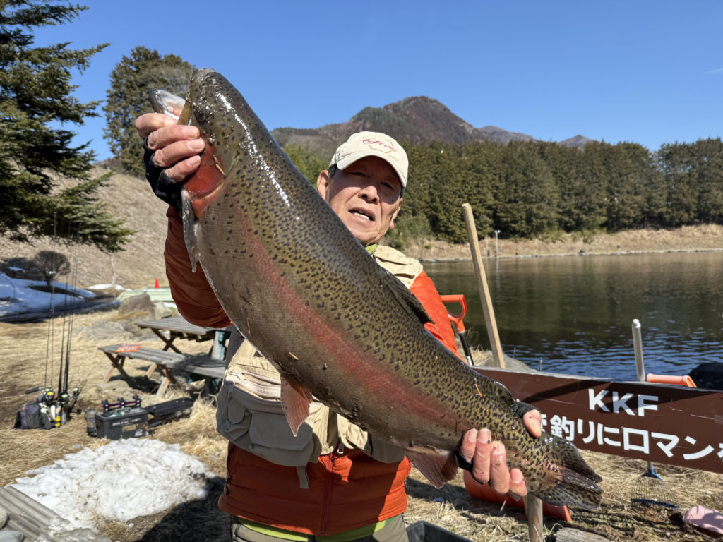 【頂鱒７３ｃｍ】全体