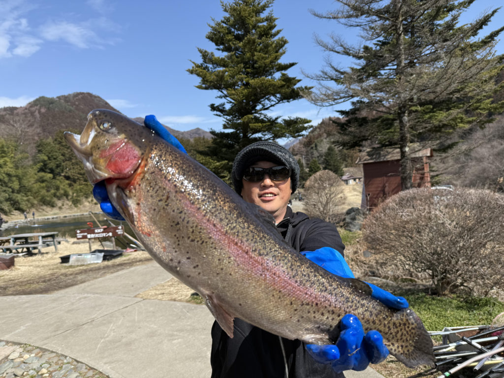 【頂鱒６０ｃｍ】全体